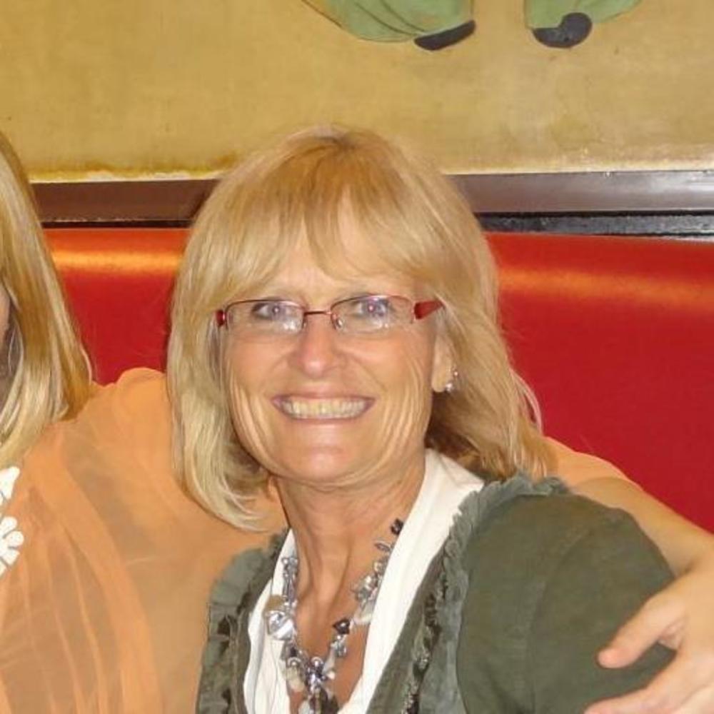 Meet your Posher, Julie